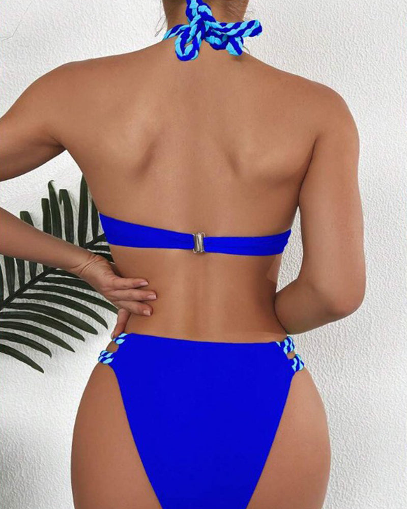 Halternek bikiniset met kleurblokken