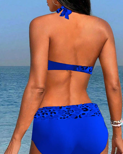 Halternek bikini met luipaardpatchworkprint