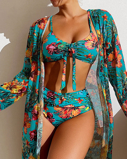 Bikini's en cover-ups met bloemenprint