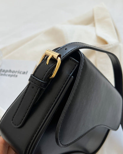 Eenvoudige schoudertas met magnetische gesp en effen kleur