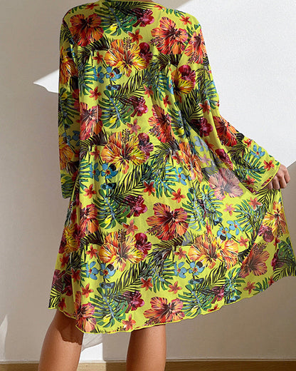 Bikini's en cover-ups met bloemenprint
