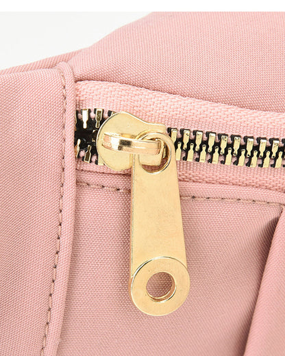 Eenvoudige effenkleurige schoudertas aan de voorkant